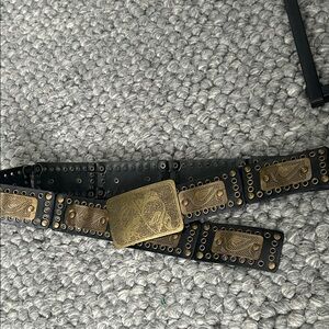 Non Signe Indian Grape Leather and Brass Medallion Belt Size Medium